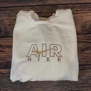 Embroidery Sweatshirt